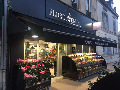 Envoyer des fleurs en DIRECT à Saintes au meilleur prix