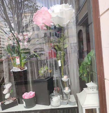 La boutique Aux Fleurs de Marie met à votre disposition son service de livraison de fleurs de mariage et de compositions florales à Saint-Gratien.
