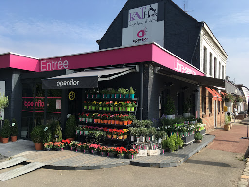Nos fleuristes passionnés (ées) vous accueillent dans vos 4 magasins sur la Métropole Lilloise : Lambersart